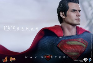 Hot_Toys_-_Man_of_Steel_-_Superman_Collectible_Figure_PR10