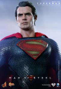 Hot_Toys_-_Man_of_Steel_-_Superman_Collectible_Figure_PR13