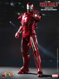 Hot Toys - Iron Man 3 - Silver Centurion (Mark XXXIII) Collectible Figurine - Teaser