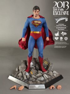 Hot_Toys_-_Superman_III_-_Superman_(Evil_Version)_Collectible_Figure_PR15