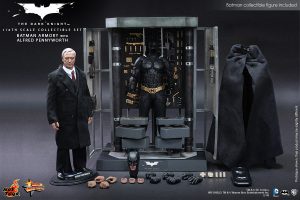 wpid-storagesdcard0DownloadHot-Toys-The-Dark-Knight-Batman-Armory-with-Alfred-Pennyworth-Collectible-Set_PR8.jpg.jpg