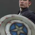 Hot_Toys_-_Captain_America_-_The_Winter_Soldier_-__Captain_America_&_Steve_Rogers_Collectible_Figures_Set_PR9