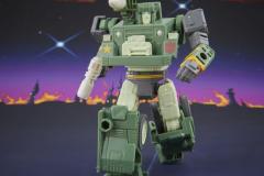 TF-STUDIO-SERIES-MTMTE-COLLECTION-THE-TF-THE-MOVIE-DELUXE-CLASS-AUTOBOT-HOUND-2-1
