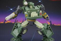 TF-STUDIO-SERIES-MTMTE-COLLECTION-THE-TF-THE-MOVIE-DELUXE-CLASS-AUTOBOT-HOUND-3-1
