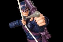 MARVEL-LEGENDS-SERIES-DARK-AVENGERS-HAWKEYE-3