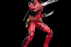 MARVEL-LEGENDS-SERIES-DOGPOOL-AND-DEADPOOL-5