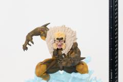 Marvel_Sabertooth_Gallery_Ruler