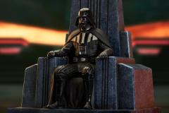 SW_VaderonThrone_Premier_03
