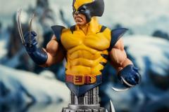 Marvel_WolverineYellow_Bust_03