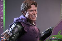 Hot-Toys-SMNWH-Green-Goblin-Upgraded-Suit-collectible-figure_PR12
