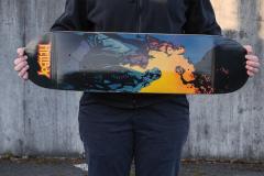 HBY_SKATE_DECK_HELLBOY_LIZ_ABE_DSP_02_1080