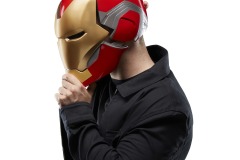 MARVEL-LEGENDS-SERIES-IRON-MAN-PREMIUM-ELECTRONIC-HELMET-8