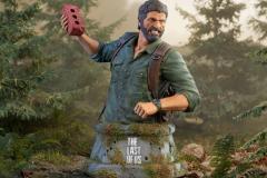 Joel-with-Brick-Bust01