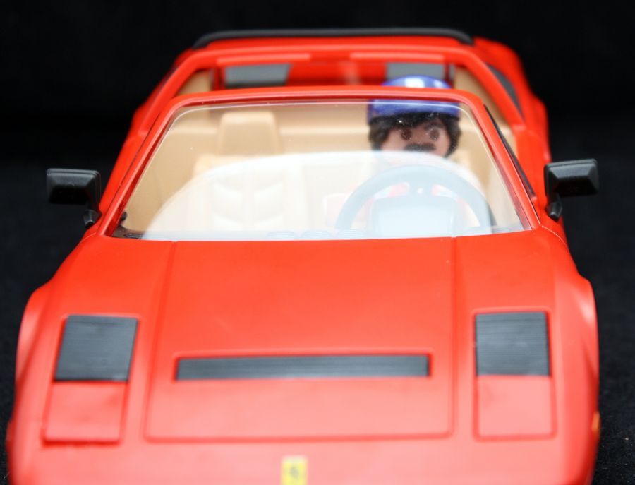 Playmobil pleases adult fans with a Magnum P.I. Ferrari set – Brandjam