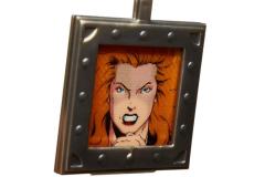 MARVEL-LEGENDS-SERIES-SECRET-WARS-TITANIA-9