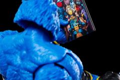 MARVEL-LEGENDS-SERIES-MARVELS-BEAST-5