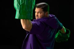 MARVEL-LEGENDS-SERIES-INCREDIBLE-HULK-PREMIUM-ROLEPLAY-FISTS-11