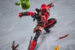 MARVEL-LEGENDS-MAXIMUM-SERIES-DEADPOOL-9