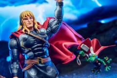 MARVEL-LEGENDS-MAXIMUM-SERIES-THOR-12