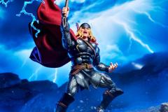 MARVEL-LEGENDS-MAXIMUM-SERIES-THOR-4