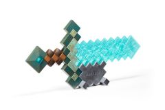 Diamond-Sword-Collector-Replica_Image-4