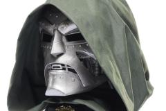 MARVEL-LEGENDS-SERIES-DOCTOR-DOOM-PREMIUM-ROLEPLAY-HELMET-10