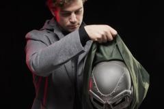 MARVEL-LEGENDS-SERIES-DOCTOR-DOOM-PREMIUM-ROLEPLAY-HELMET-15-1