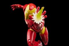 MARVEL-LEGENDS-SERIES-IRON-MAN-EXTREMIS-AND-MARVELS-MANDARIN-3