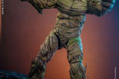 Hot-Toys-GOTG3-Groot-collectible-figure_PR2