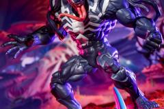 MARVEL-LEGENDS-SERIES-MARVEL-RIVALS-VENOM-JEFF-THE-LAND-SHARK-11