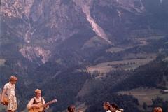 1133.2_SoundOfMusic_JulieAndrews_Children_DoReMi_Mountain.jpg
