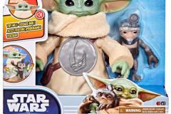 STAR-WARS-HUGGIN-GROGU-1