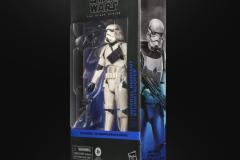 STAR-WARS-THE-BLACK-SERIES-IMPERIAL-REMNANT-STORMTROOPER-2-2