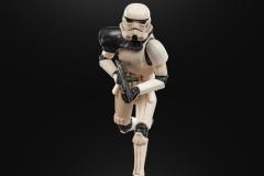 STAR-WARS-THE-BLACK-SERIES-IMPERIAL-REMNANT-STORMTROOPER-2-5