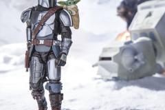 STAR-WARS-THE-BLACK-SERIES-THE-MANDALORIAN-GROGU-13