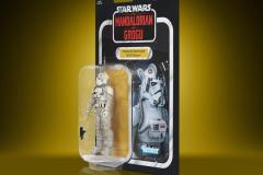 STAR-WARS-THE-VINTAGE-COLLECTION-IMPERIAL-REMNANT-AT-AT-DRIVER-2