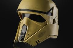 STAR-WARS-THE-BLACK-SERIES-SHORETROOPER-ELECTRONIC-HELMET-2
