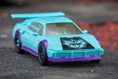 TRANSFORMERS-LEGACY-DELUXE-CLASS-BREAKDOWN-10