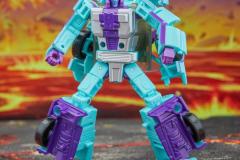 TRANSFORMERS-LEGACY-DELUXE-CLASS-BREAKDOWN-2