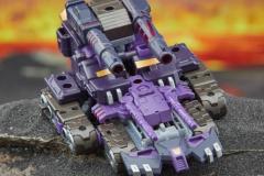 TRANSFORMERS-LEGACY-UNITED-COMIC-UNIVERSE-TARN-11