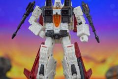 TRANSFORMERS-LEGACY-UNITED-VOYAGER-CLASS-G1-UNIVERSE-RAMJET-2