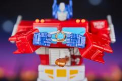 TF-STUDIO-SERIES-MTMTE-COLLECTION-TFTM-LEADER-CLASS-OPTIMUS-PRIME-11