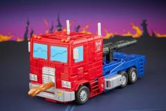 TF-STUDIO-SERIES-MTMTE-COLLECTION-TFTM-LEADER-CLASS-OPTIMUS-PRIME-15