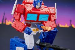 TF-STUDIO-SERIES-MTMTE-COLLECTION-TFTM-LEADER-CLASS-OPTIMUS-PRIME-9