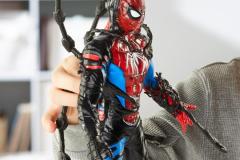 MARVEL-SPIDER-MAN-VENOMVERSUS-SPIDER-MAN-LIQUID-SHIFTER-12
