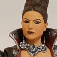 From the hit ABC television series Once Upon A Time comes the Regina action figure in her Evil Queen outfit!
