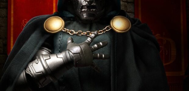 “Doom is no man’s second choice.” The Latverian monarch, Doctor Doom, joins the One:12 Collective!  Doctor Doom wears a hooded tunic and a suit of armor made with real metal […]