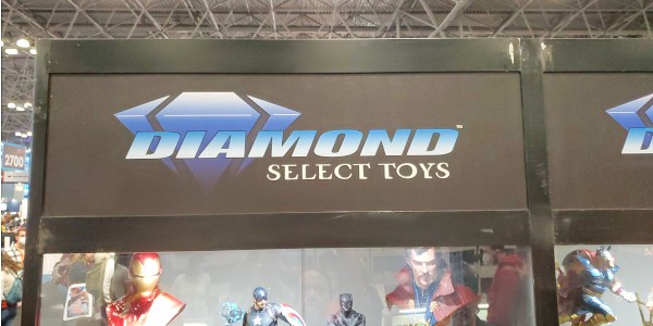 I swung by the Diamond Select/Gentle Giant booth and got a tour of some of the new stuff coming down the pike!